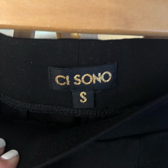 Leggings with faux leather pockets - Picture 4 of 4